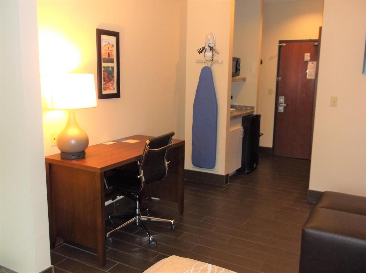 Comfort Inn & Suites Seguin Exterior foto